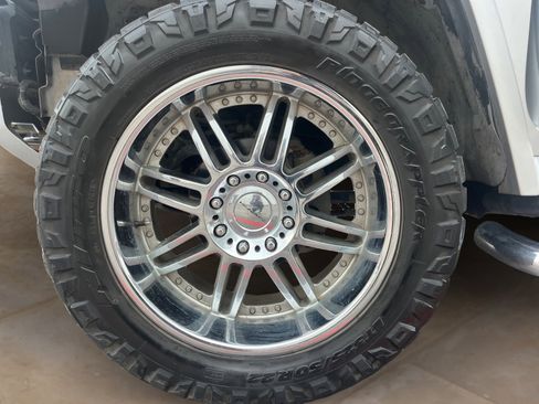 Used 2009 HUMMER H2 Luxury image 25