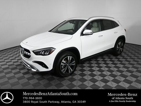 Certified 2026 Mercedes-Benz GLA 250 image 1