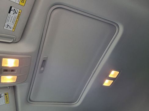 Used 2018 MAZDA CX-5 Touring w/ Preferred Equipment Package image 33