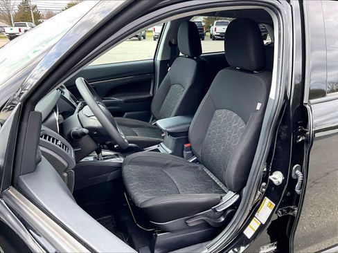 Used 2025 Mitsubishi Outlander Sport ES AWD/4WD image 10