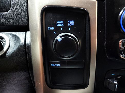 Used 2015 RAM 2500 Big Horn image 34