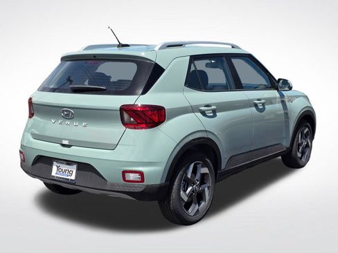 Used 2026 Hyundai Venue SEL FWD image 3