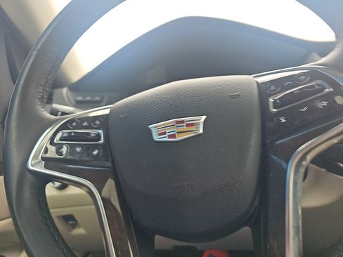 Used 2020 Cadillac Escalade Premium Luxury AWD/4WD image 17