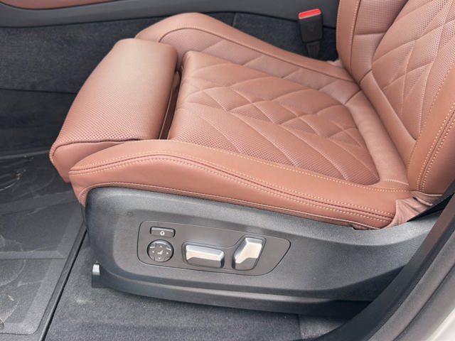 New 2026 BMW X5 xDrive50e AWD/4WD image 44