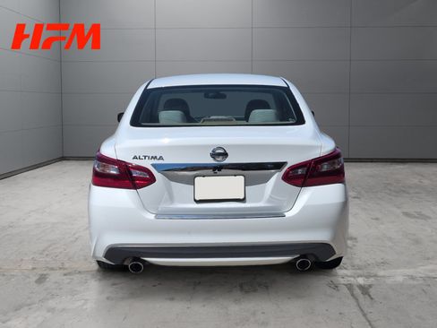 Used 2017 Nissan Altima 2.5 S w/ Power Driver Seat Package FWD image 4