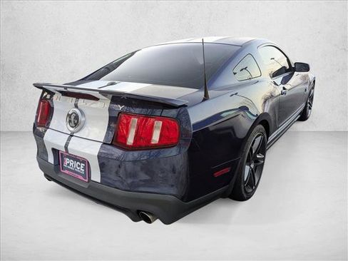 Used 2010 Ford Mustang Shelby GT500 image 4