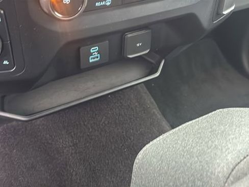 Used 2021 Ford F150 XLT AWD/4WD image 19