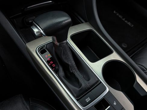 Used 2020 Kia Optima EX image 24