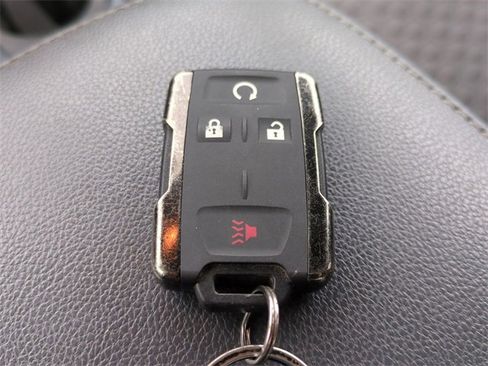 Used 2019 Chevrolet Colorado Z71 w/ Z71 Midnight Edition image 34