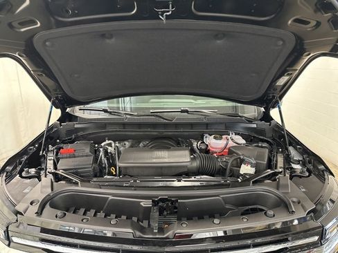 New 2025 Chevrolet Suburban LT w/ Comfort Package image 42