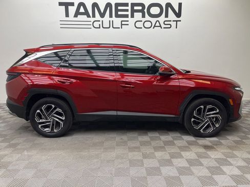Used 2025 Hyundai Tucson Limited AWD/4WD image 4