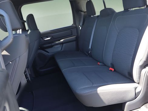 New 2026 RAM 1500 Express AWD/4WD image 24