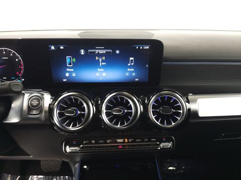 Certified 2026 Mercedes-Benz GLB 250 4MATIC image 15