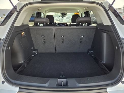 Used 2024 Chevrolet TrailBlazer LS w/ LS Convenience Package FWD image 10