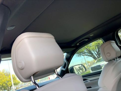 New 2026 Jeep Grand Wagoneer w/ Premium Group I image 16