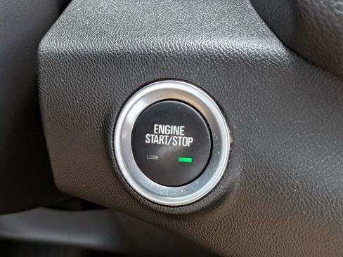 Used 2024 GMC Terrain SLT AWD/4WD image 29