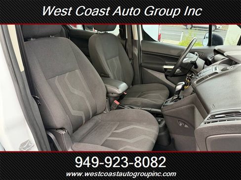 Used 2016 Ford Transit Connect XLT image 9
