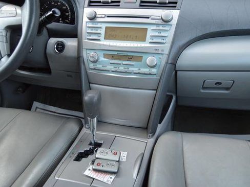 Used 2009 Toyota Camry Hybrid image 19