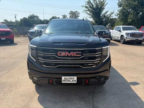 New 2026 GMC Sierra 1500 AT4 w/ AT4 Premium Package AWD/4WD image 9