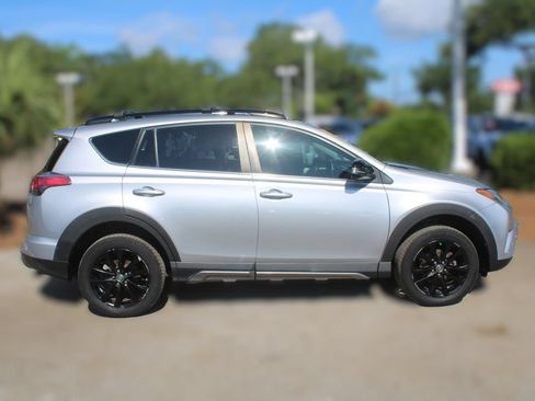 Used 2018 Toyota RAV4 Adventure FWD image 5