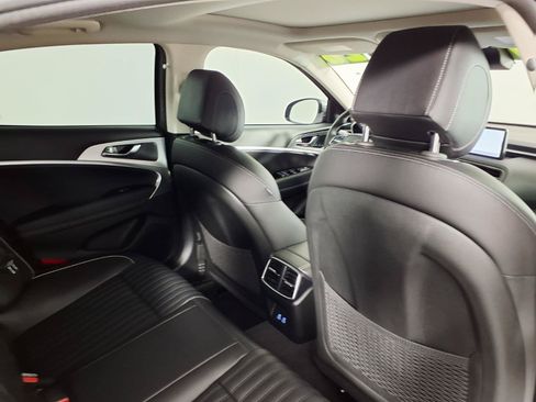 Certified 2026 Genesis G70 2.5T Prestige RWD image 11
