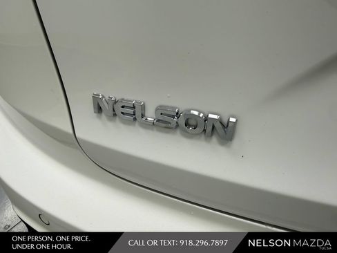 Used 2024 Acura RDX SH-AWD w/ Advance Package image 16