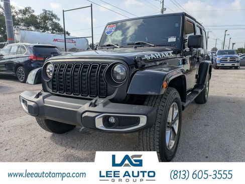 Used 2012 Jeep Wrangler Unlimited Sahara AWD/4WD image 7