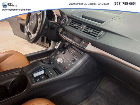 Used 2013 Lexus CT 200h w/ Premium Pkg w/Navigation FWD image 25