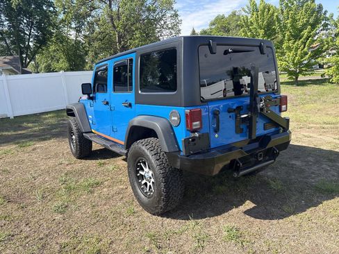 Used 2011 Jeep Wrangler Unlimited Sport AWD/4WD image 8