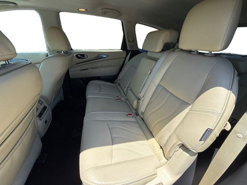 Used 2018 INFINITI QX60 FWD w/ Premium Plus Package image 16