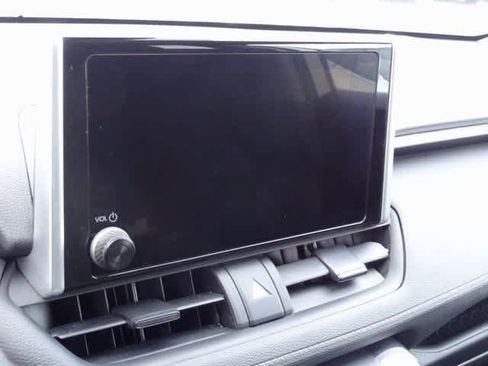 Used 2023 Toyota RAV4 XLE image 10