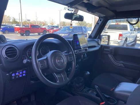 Used 2014 Jeep Wrangler Unlimited Sport w/ Max Tow Package image 11