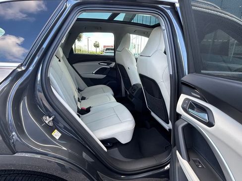 New 2025 Audi Q5 Premium Plus image 46