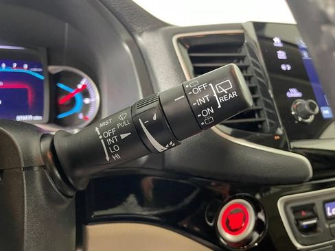 Used 2022 Honda Pilot Touring image 15