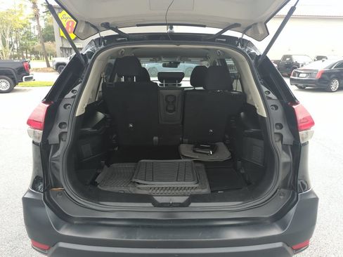 Used 2019 Nissan Rogue S FWD image 27