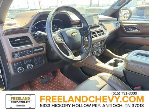 Used 2024 Chevrolet Suburban High Country w/ Advanced Technology Package image 29