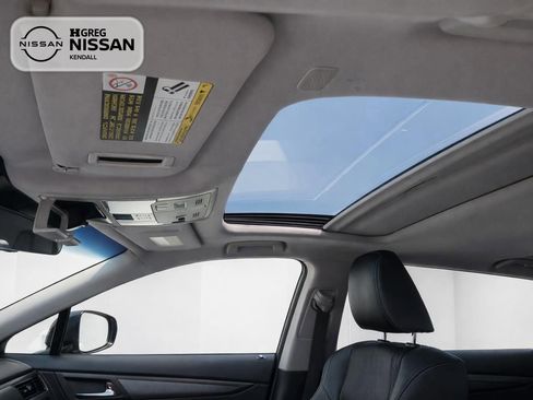 Used 2018 Lexus RX 350L FWD w/ Premium Package image 8