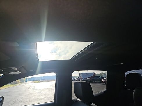 Certified 2023 GMC Canyon Elevation w/ Elevation Premium Package image 22