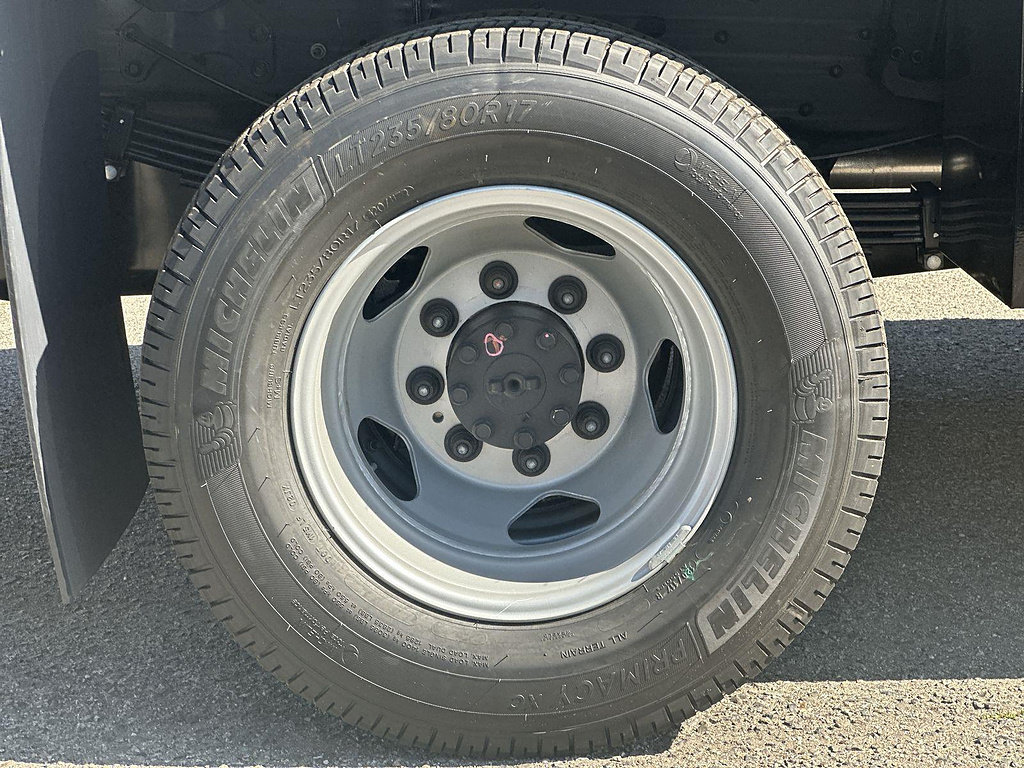 New 2026 GMC Sierra 3500 Pro w/ Fleet Convenience Package RWD image 23