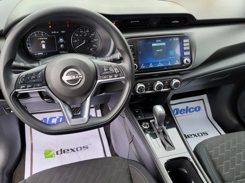 Used 2024 Nissan Kicks SV FWD image 24
