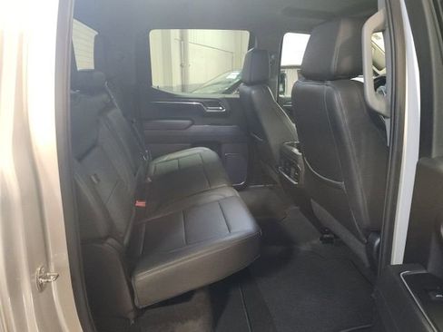 Used 2022 GMC Sierra 1500 SLT w/ SLT Premium Package image 11