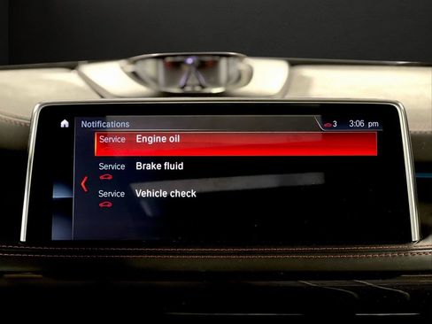 Used 2018 BMW X5 M w/ Premium Package AWD/4WD image 29