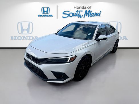 Certified 2024 Honda Civic Sport Touring image 3
