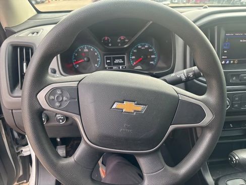 Used 2020 Chevrolet Colorado W/T w/ WT Convenience Package image 11