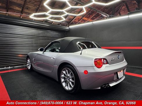 Used 2003 BMW Z4 2.5i RWD image 5