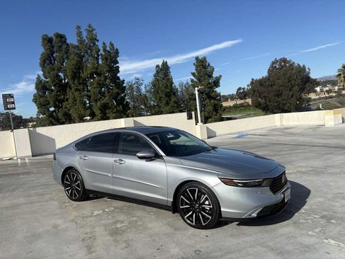 Used 2023 Honda Accord Touring image 31