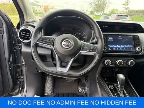 Used 2023 Nissan Kicks SV FWD image 15