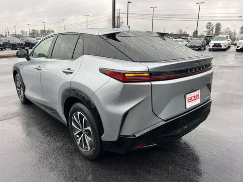 Used 2024 Lexus RZ 300e Premium image 8