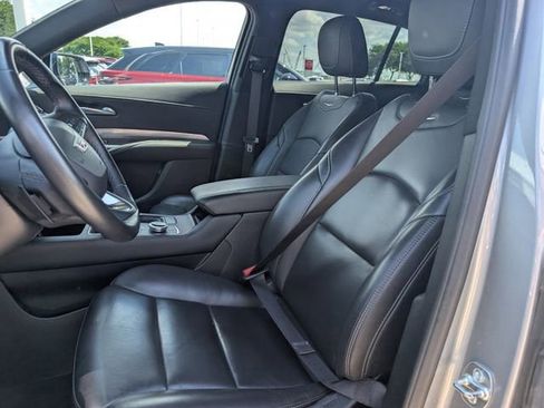 Used 2025 Cadillac XT4 Premium Luxury FWD image 25