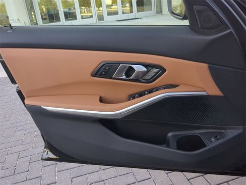 New 2025 BMW 330i xDrive Sedan w/ Premium Package image 31